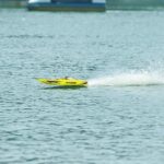 OLANTEXRC Brushless RC Boat Atomic 42mph 25.6" High-Speed Remote Control Boat Ready to Run - Image 2
